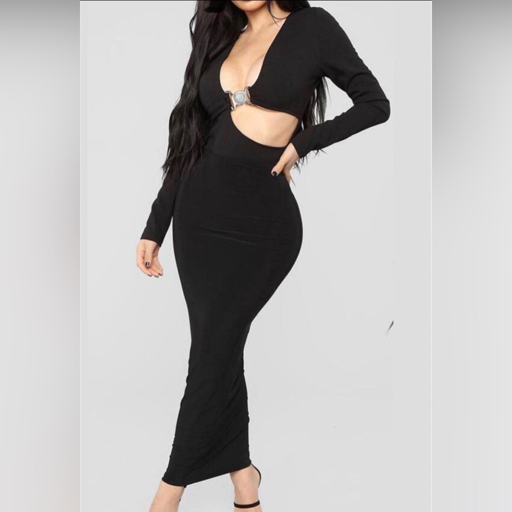 Fashion nova Cut out maxi dress